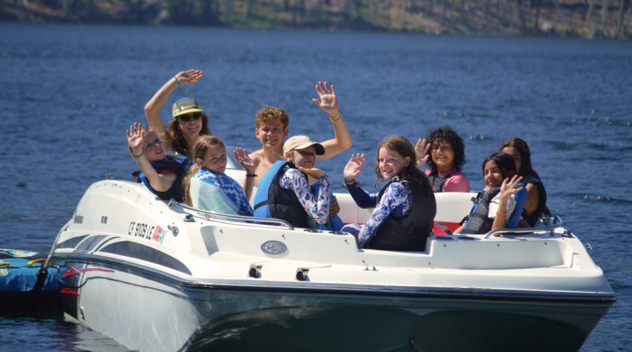 group at Huntington Lake boating